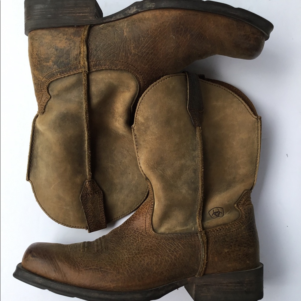 ARIAT BOOTS - Picture 9 of 13